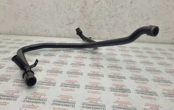 Audi A6 S6 C5 4B Engine coolant pipe/hose