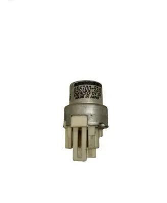 Subaru Forester SF Fuel pump relay 0567005260