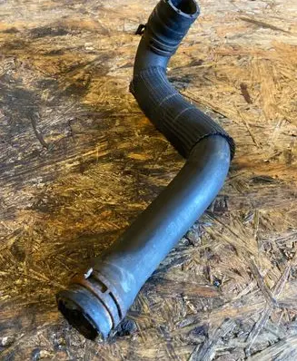 Opel Zafira B Engine coolant pipe/hose 13223885 422393376