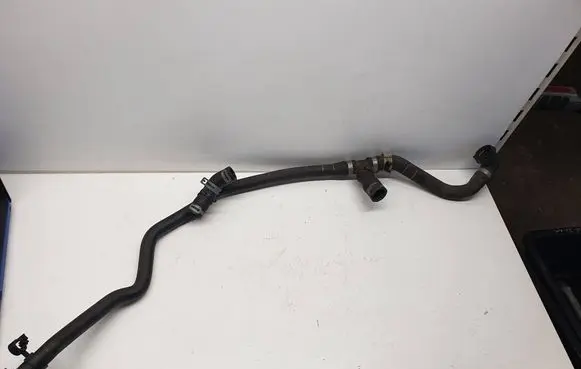 Volkswagen Touareg I Engine coolant pipe/hose 738000248