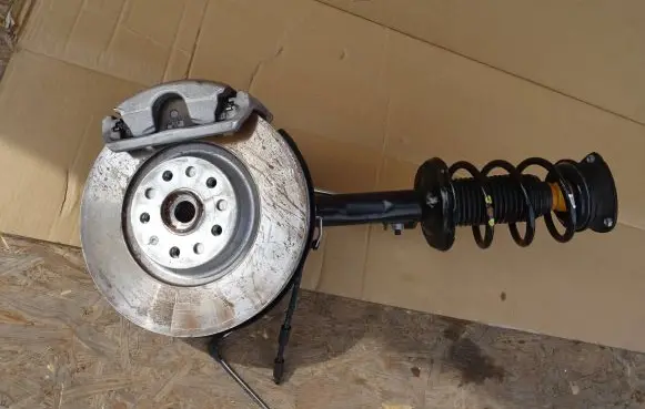 Audi Q3 F3 Front wheel hub spindle knuckle 5Q0407257A