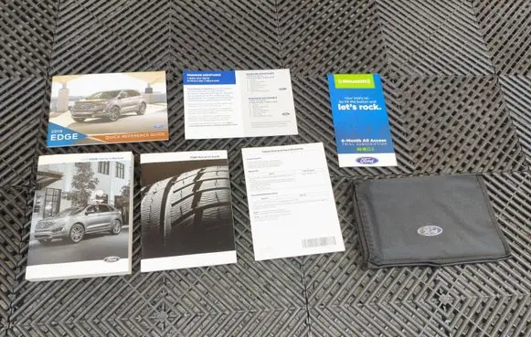 Ford Edge II Owners service history hand book 