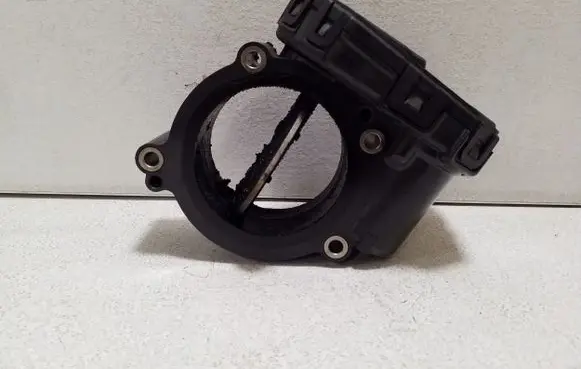 Mercedes-Benz CLS C218 X218 Throttle valve A6510900470 0280750573