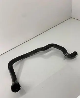 BMW 5 F10 F11 Engine coolant pipe/hose 9224372 1548330C 922437201