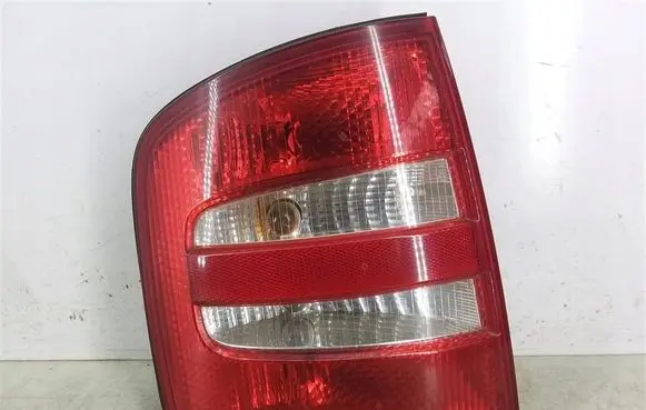 Skoda Fabia Mk1 (6Y) Rear/tail lights 