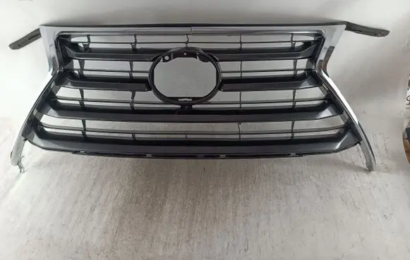 Lexus NX Front bumper upper radiator grill 5311178010