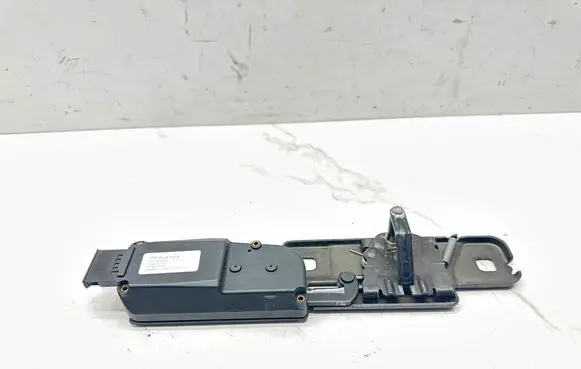 Skoda Superb B6 (3T) Tailgate/trunk/boot lift motor 4F9827383E 0084165