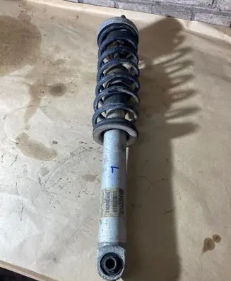BMW 7 E65 E66 Rear shock absorber with coil spring 6758094 105413 H7306