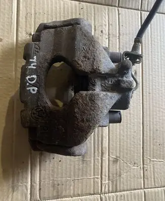 Volkswagen Transporter - Caravelle T4 Front brake caliper