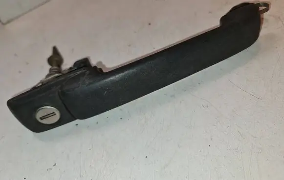 Volkswagen Golf III Front door exterior handle 1H0837211