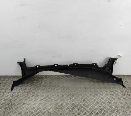 Tesla Model Y Wiper trim 193044200D