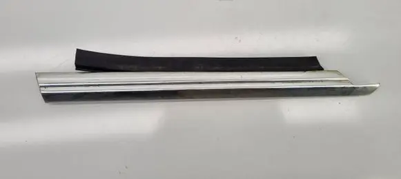 Volvo 740 Rear side glass trim 