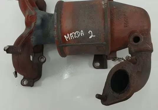 Mazda 2 Exhaust manifold S615G232LA