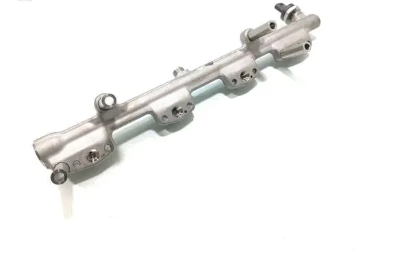 BMW 4 F36 Gran coupe Fuel main line pipe DE14018510