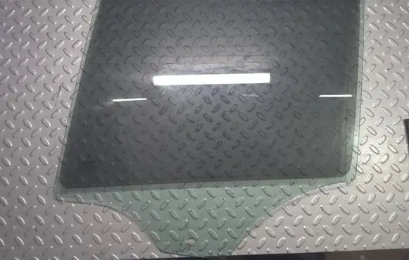 BMW X3 E83 Rear door window glass 3332311 51333332311