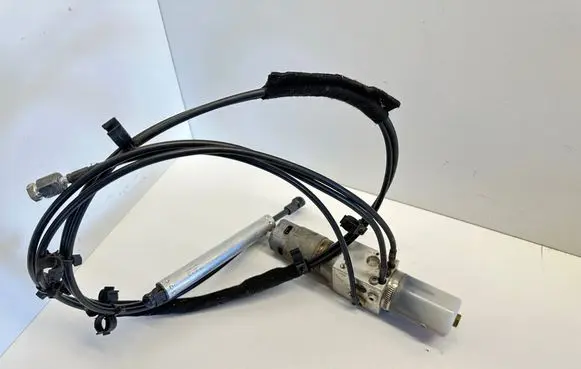 Volvo V70 Tailgate hydraulic set 31218393 DA11110930