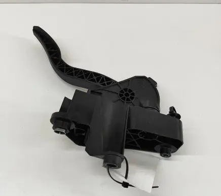 Jaguar I-Pace Accelerator throttle pedal J9D39F836AC