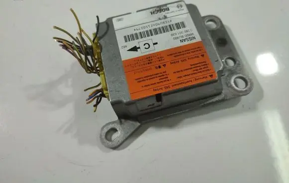 Nissan Almera Tino Airbag control unit/module 98820BU900