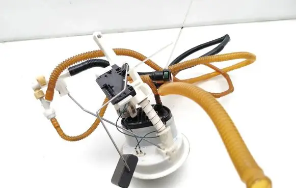 BMW 3 E90 E91 In-tank fuel pump 07180902