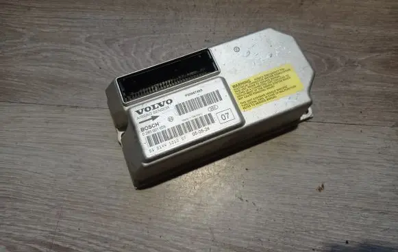 Volvo V70 Airbag control unit/module 0285001655 30667469