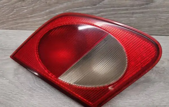 Mercedes-Benz E W210 Tailgate rear/tail lights A2108200964