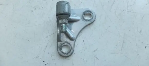 Mercedes-Benz S W220 Front door lower hinge 