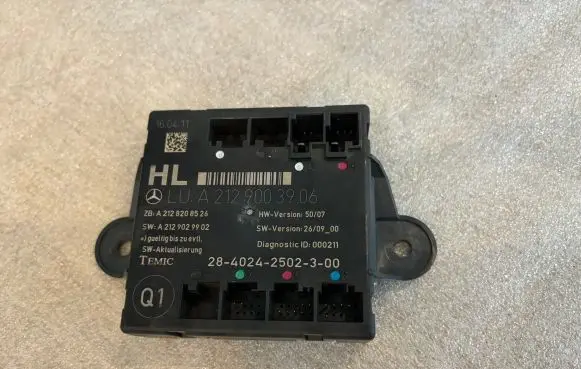 Mercedes-Benz C W204 Door control unit/module A2128208526 A2129029902 A2129003906