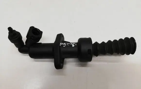 Peugeot 508 Clutch slave cylinder 