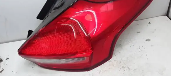 Rear/tail lights