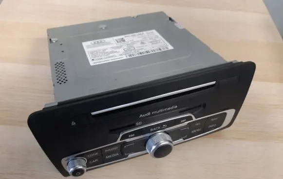 Audi A1 Radio/CD/DVD/GPS head unit 8XA035188A