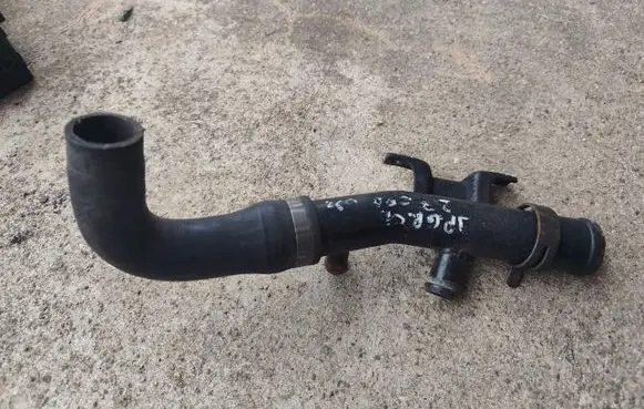 Jeep Grand Cherokee (WJ) Engine coolant pipe/hose 738000916