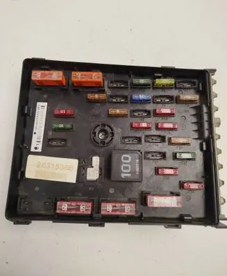 Volkswagen PASSAT B6 Fuse module 26315386