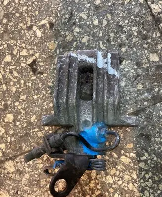 Skoda Octavia Mk2 (1Z) Rear brake caliper