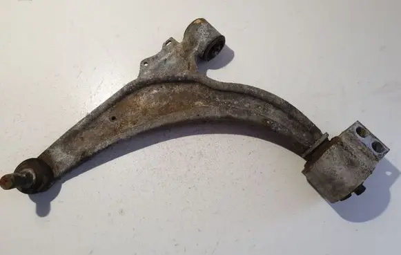 Opel Astra J Front lower control arm/wishbone