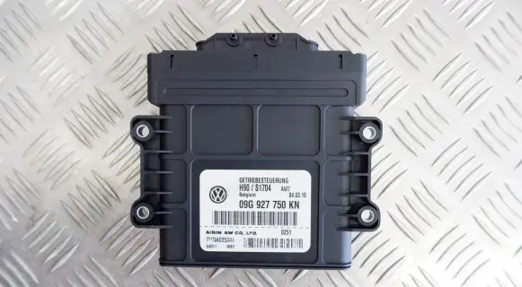 Volkswagen Tiguan Gearbox control unit/module 09G927750KN