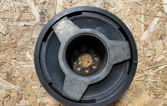 Audi A6 S6 C5 4B Crankshaft pulley 059105251M