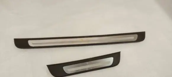 Audi A5 8T 8F Front sill trim cover 8T8853374 8T8853374B 8T8853376