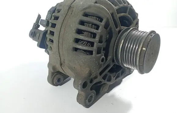 Ford Galaxy Generator/alternator 00K414 028903030A 0124515125