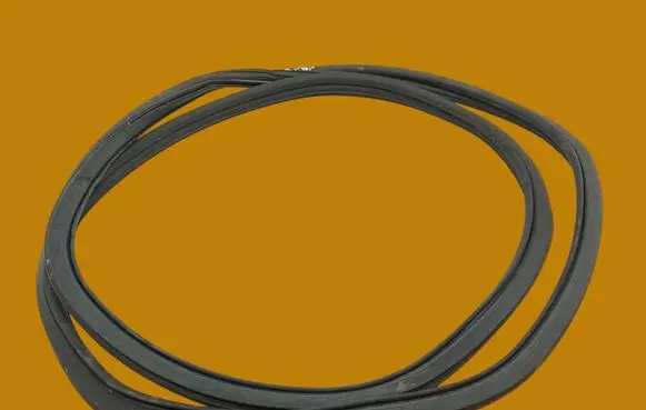 BMW 3 G20 G21 Trunk rubber seal (body) 7453389