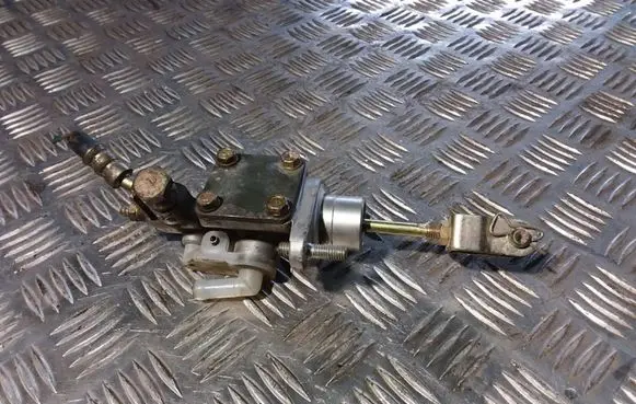 Mitsubishi Outlander Master brake cylinder