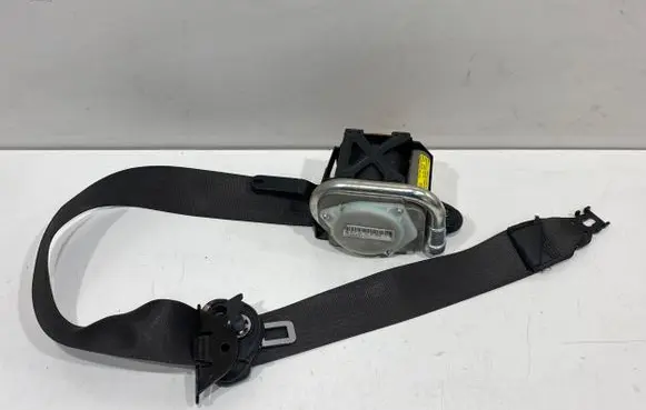 Opel Insignia A Front seatbelt 3063932 B9F24
