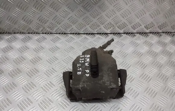 BMW 5 E39 Front brake caliper