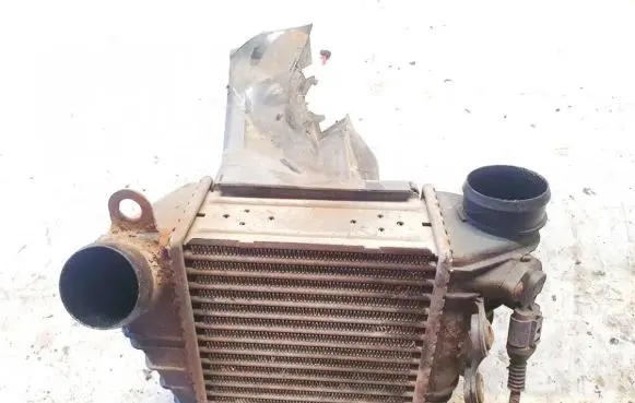 Volkswagen Golf IV Intercooler radiator