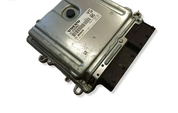 Volvo XC70 Engine control unit/module 31336983 0281018414 1039S50500