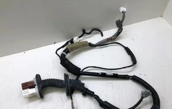 Honda CR-V Front door wiring loom 32751T1EE302
