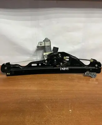 BMW 5 E60 E61 Front door window regulator motor 0536009702 D1877