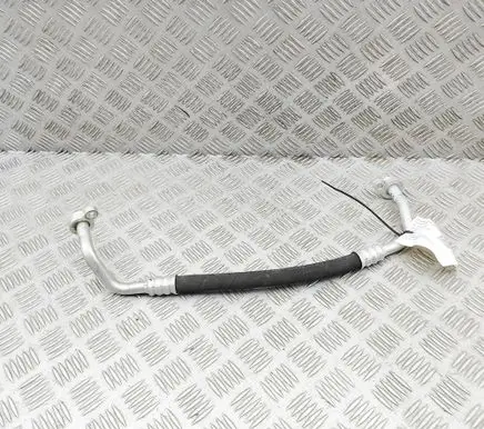 Polestar 2 Air conditioning (A/C) pipe/hose 31699281