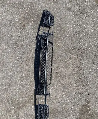 BMW 5 F10 F11 Front bumper lower grill 7178113