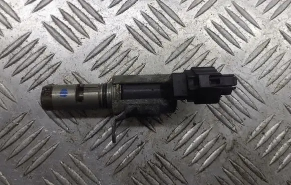 Ford Focus Camshaft position sensor 
