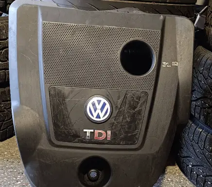 Volkswagen Golf IV Engine cover (trim) 013209 054529ABD 038103925BH